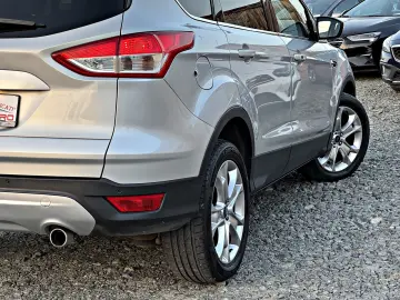 Ford Kuga 4x4 Titanium