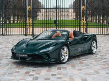 FERRARI F8 Spider - full carbon  low mileage  Xpel
