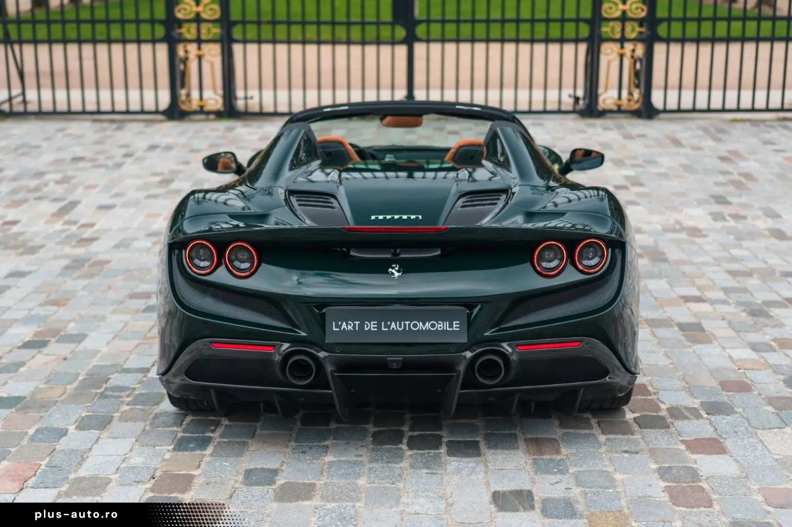 FERRARI F8 Spider - full carbon  low mileage  Xpel