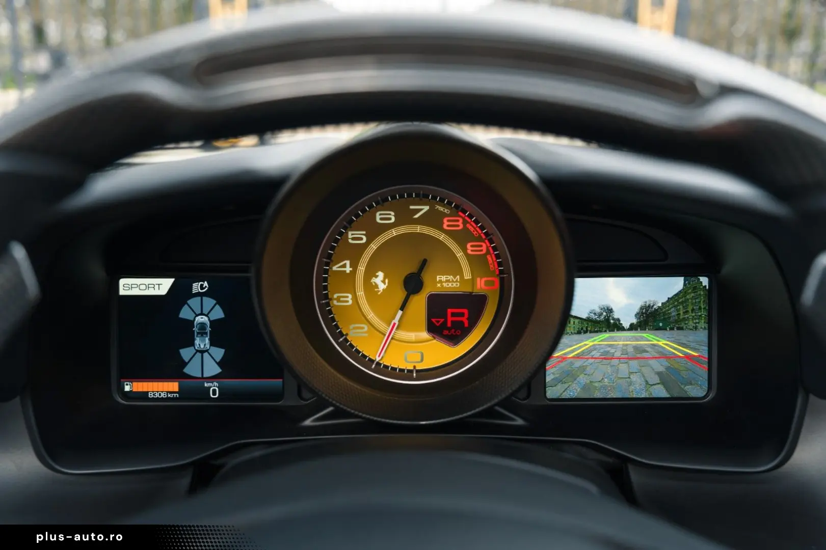 FERRARI F8 Spider - full carbon  low mileage  Xpel