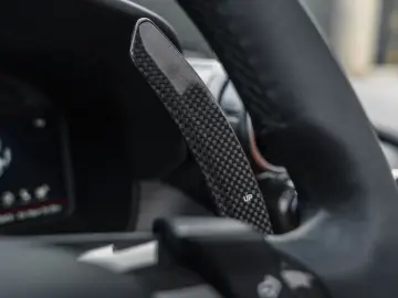 FERRARI F8 Spider - full carbon  low mileage  Xpel