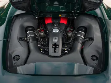 FERRARI F8 Spider - full carbon  low mileage  Xpel