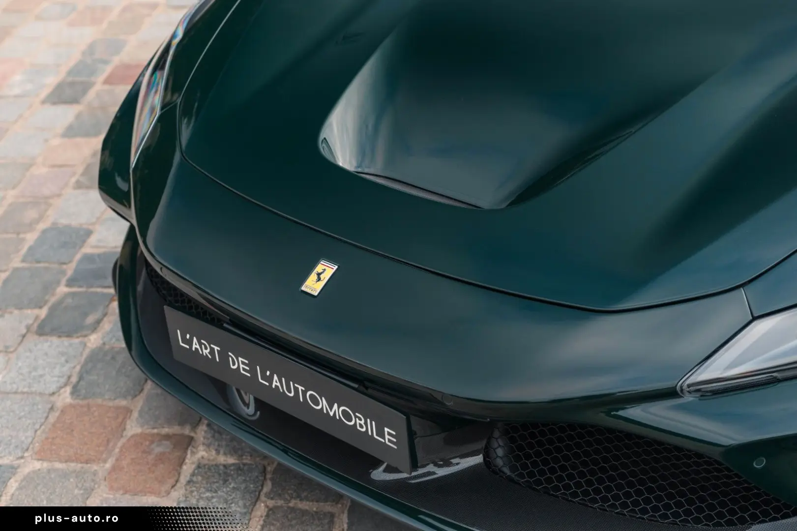 FERRARI F8 Spider - full carbon  low mileage  Xpel