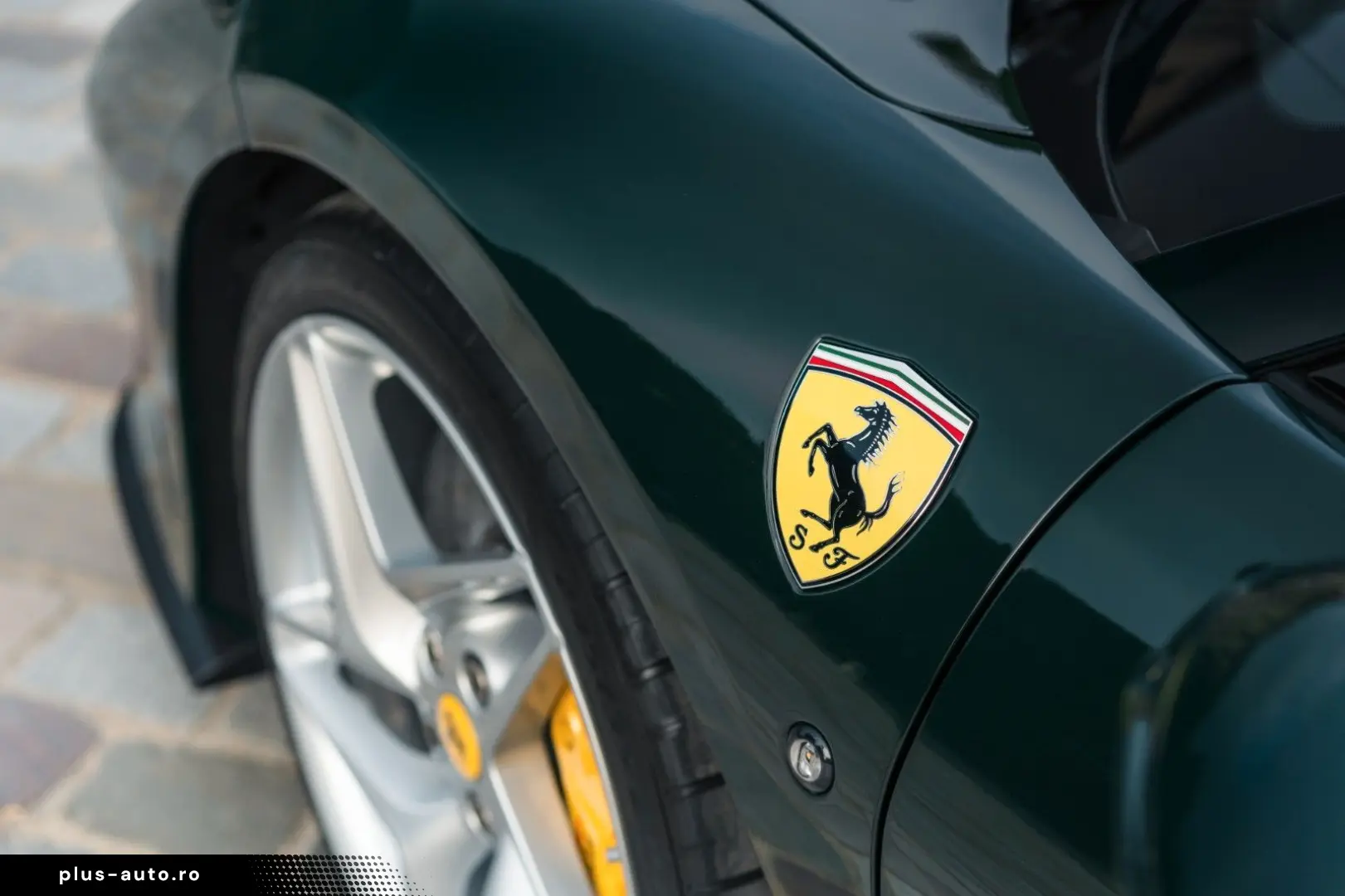 FERRARI F8 Spider - full carbon  low mileage  Xpel