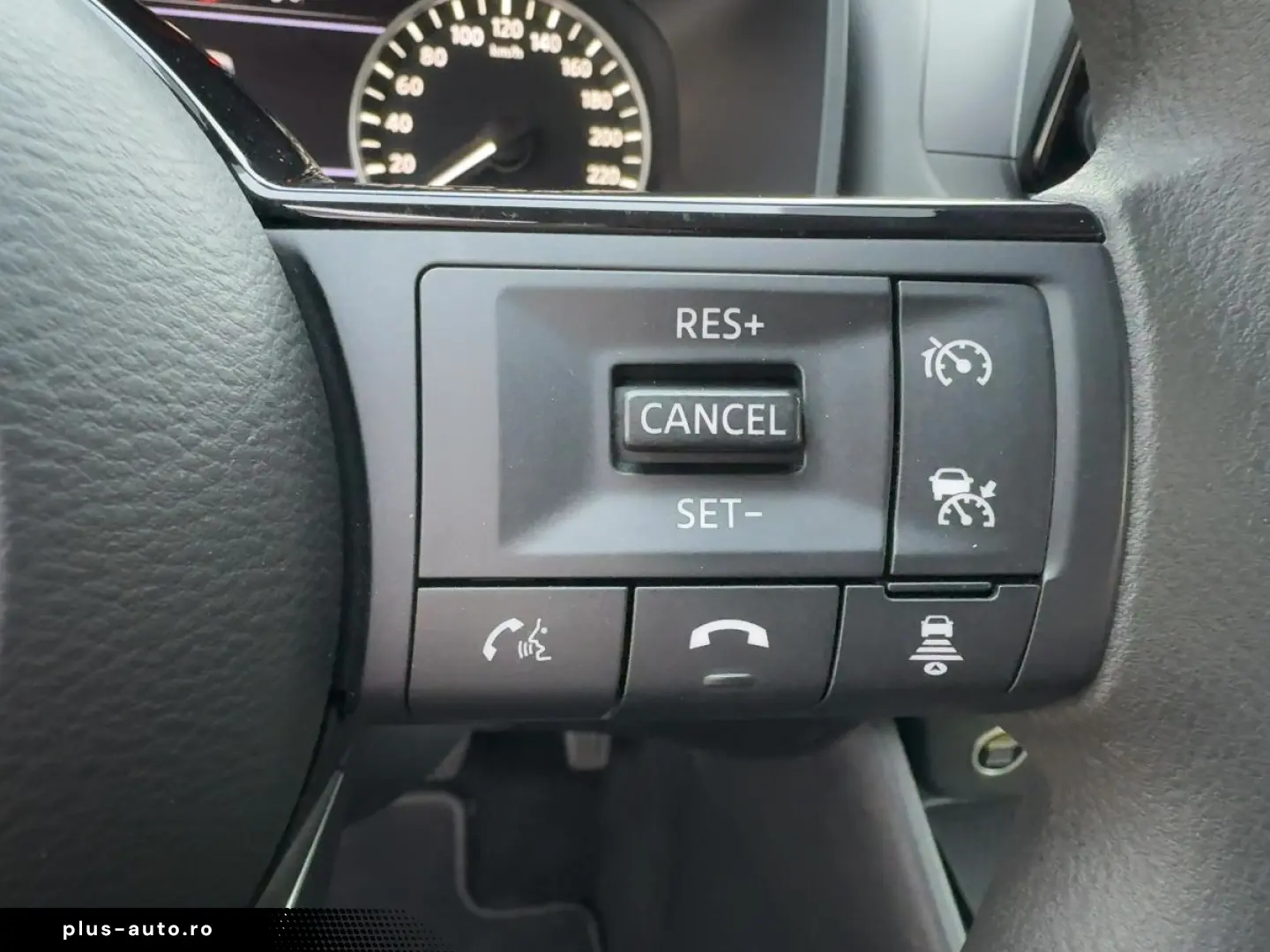 NISSAN Qashqai 1.3 DIG-T MHEV Visia LED PDC TEMP