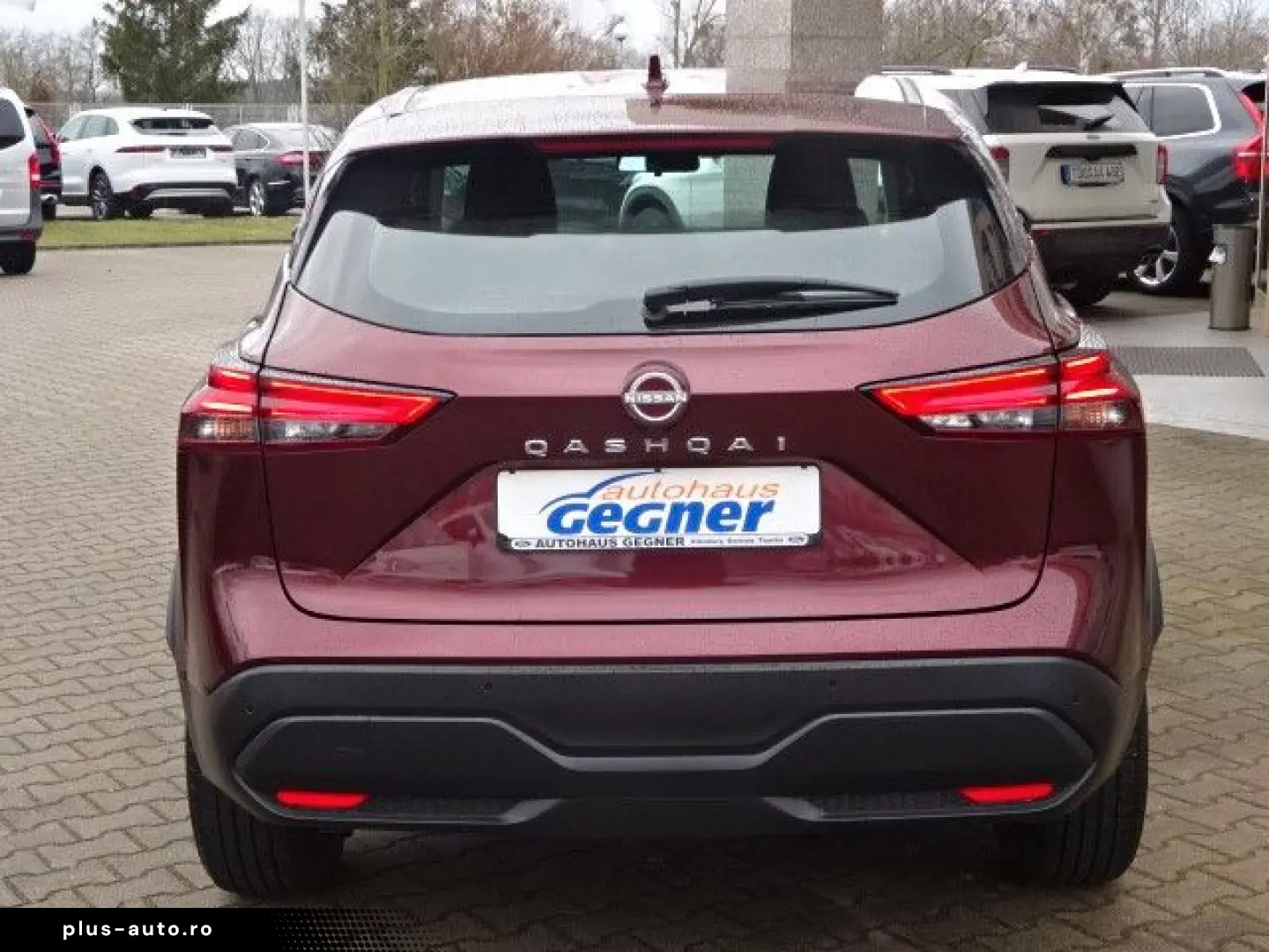 NISSAN Qashqai 140PS MHEV Visia LED Klima