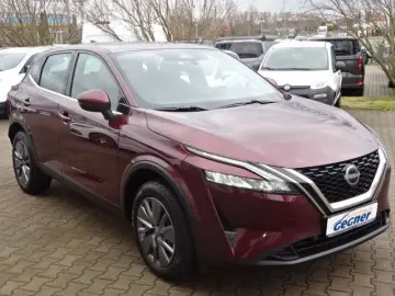 NISSAN Qashqai 140PS MHEV Visia LED Klima