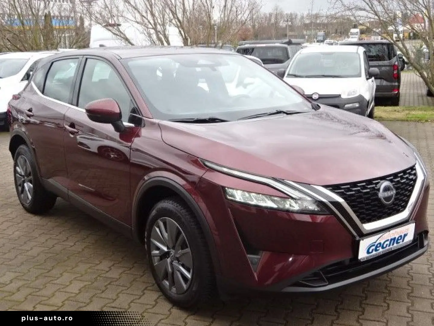 NISSAN Qashqai 140PS MHEV Visia LED Klima