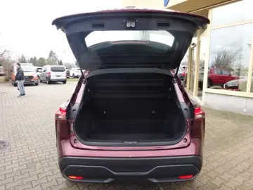 NISSAN Qashqai 140PS MHEV Visia LED Klima