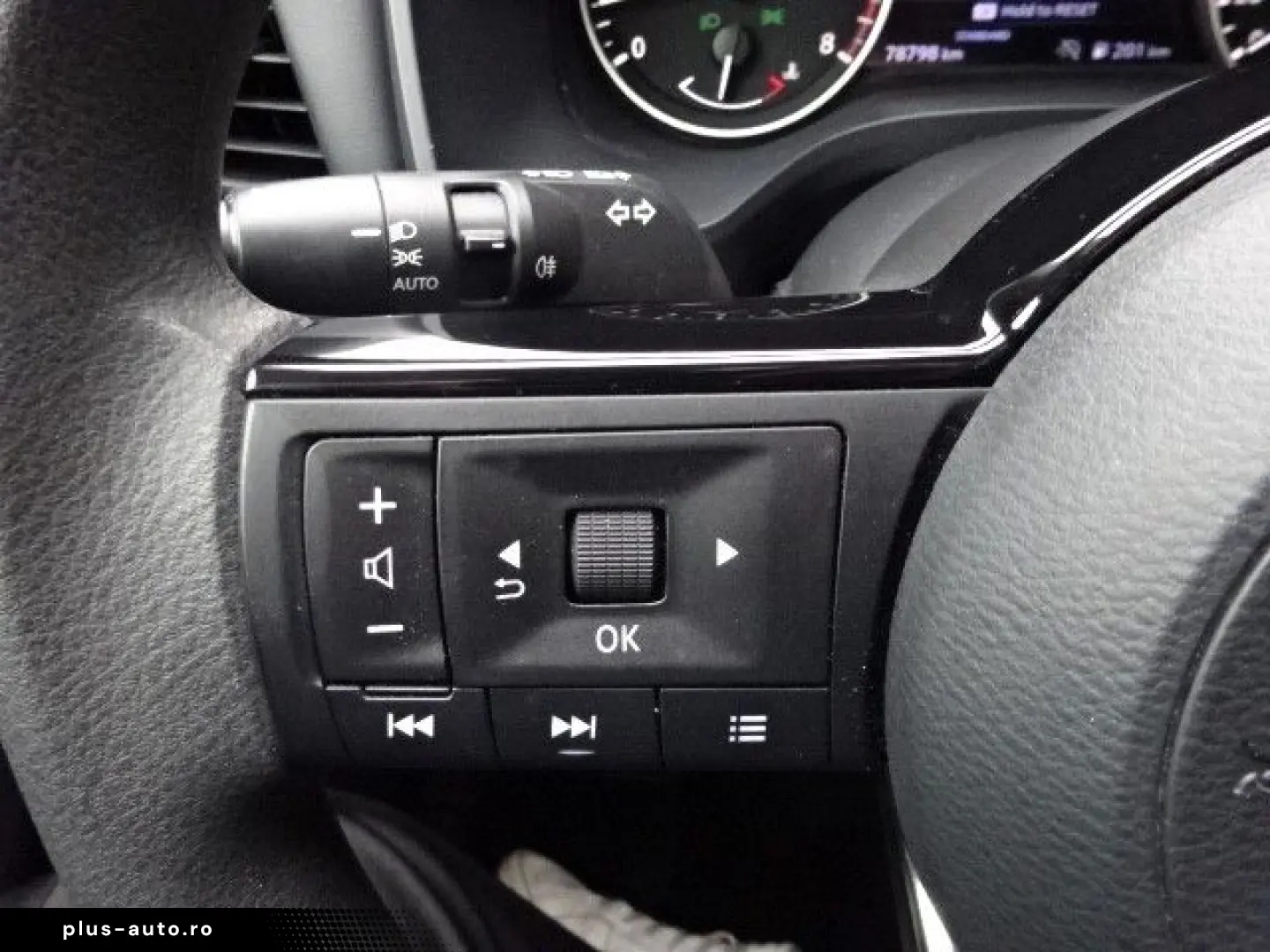 NISSAN Qashqai 140PS MHEV Visia LED Klima