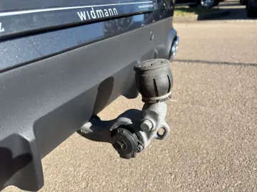 MERCEDES-BENZ CLS 53 AMG 4M    AHK Standhzg S-Dach Distro H