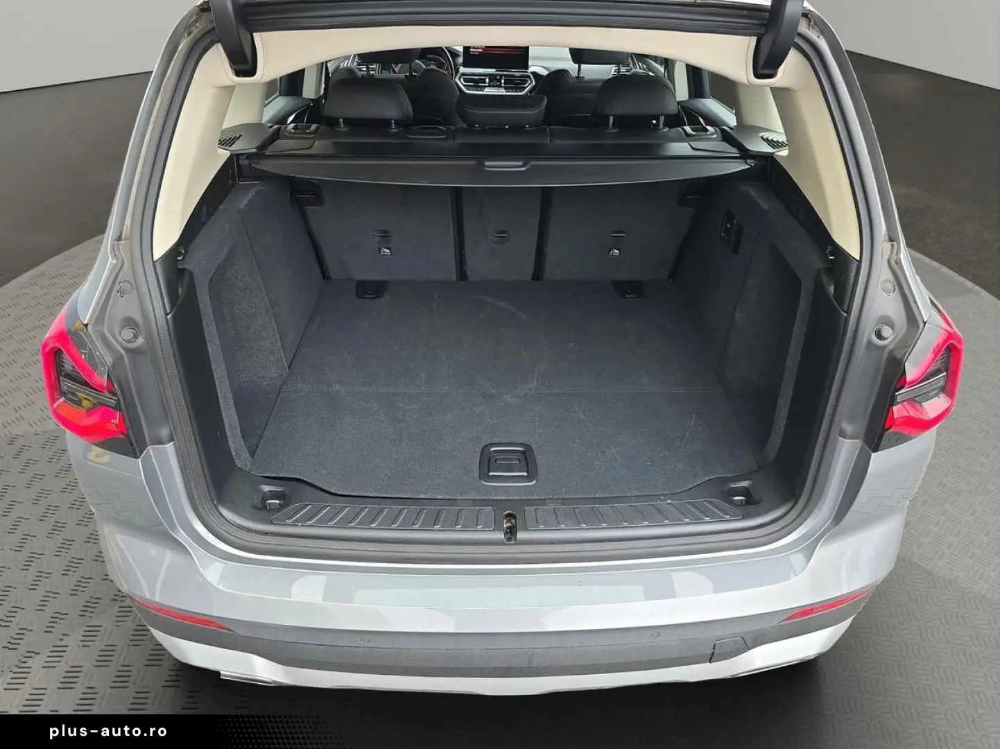 BMW X3 20d xDrive V-COCK STNDHZ  AHK LEDER R-KAM MEM