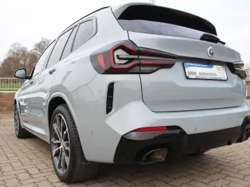 BMW X3 xDrive 20 d M Sport Paket PANO AHK AMBIENTE
