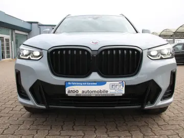 BMW X3 xDrive 20 d M Sport Paket PANO AHK AMBIENTE