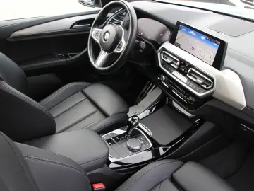 BMW X3 xDrive 20 d M Sport Paket PANO AHK AMBIENTE