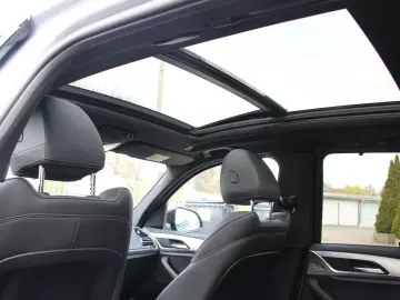 BMW X3 xDrive 20 d M Sport Paket PANO AHK AMBIENTE