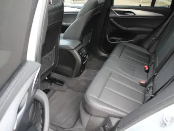 BMW X3 xDrive 20 d M Sport Paket PANO AHK AMBIENTE