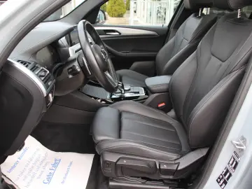 BMW X3 xDrive 20 d M Sport Paket PANO AHK AMBIENTE
