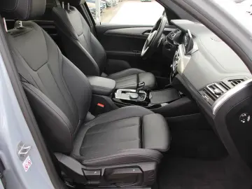 BMW X3 xDrive 20 d M Sport Paket PANO AHK AMBIENTE