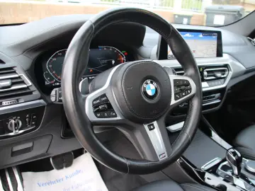 BMW X3 xDrive 20 d M Sport Paket PANO AHK AMBIENTE