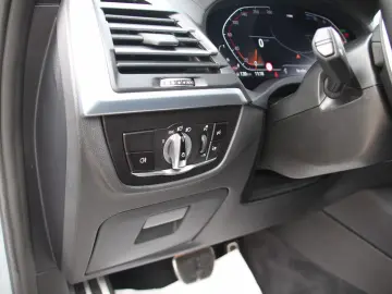 BMW X3 xDrive 20 d M Sport Paket PANO AHK AMBIENTE