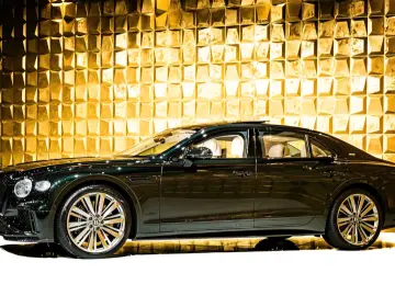 BENTLEY Flying Spur SPEED V8 HYBRID FIRST EDITION