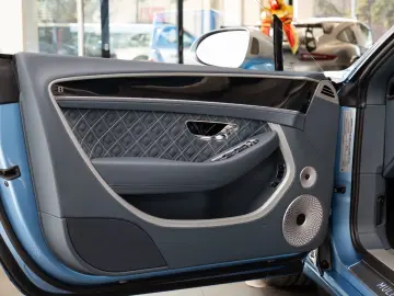 BENTLEY Continental GTC V8 Mullinere