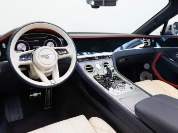 BENTLEY Continental GTC Mulliner