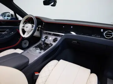 BENTLEY Continental GTC Mulliner
