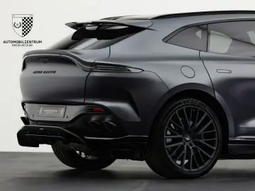 ASTON MARTIN DBX 707 QSpecialPaint