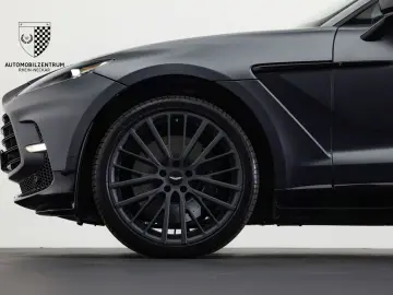 ASTON MARTIN DBX 707 QSpecialPaint