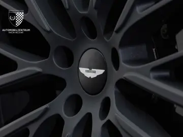 ASTON MARTIN DBX 707 QSpecialPaint