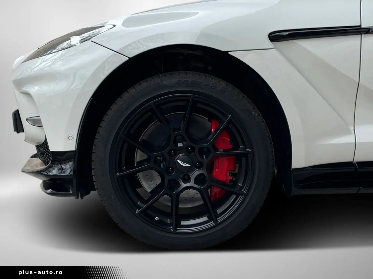 ASTON MARTIN DBX707 MY25