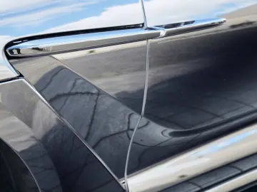 ASTON MARTIN DBX 707 AMR Onyx Black