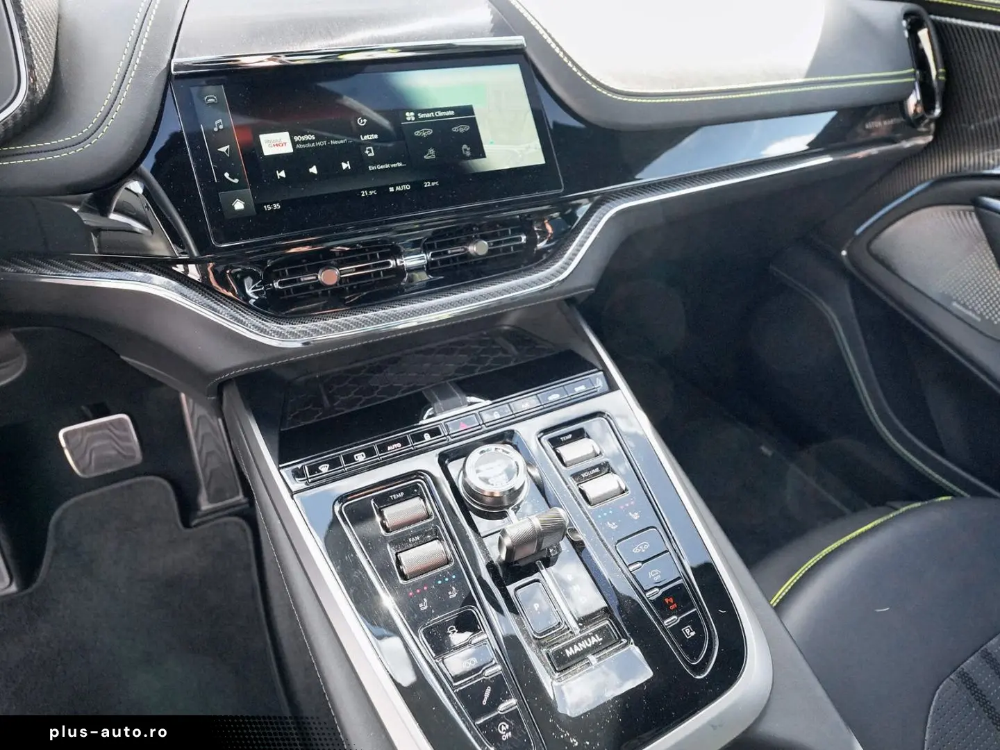 ASTON MARTIN DBX 707 AMR Onyx Black