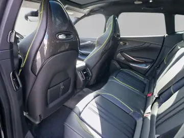ASTON MARTIN DBX 707 AMR Onyx Black