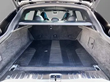 ASTON MARTIN DBX 707 AMR Onyx Black