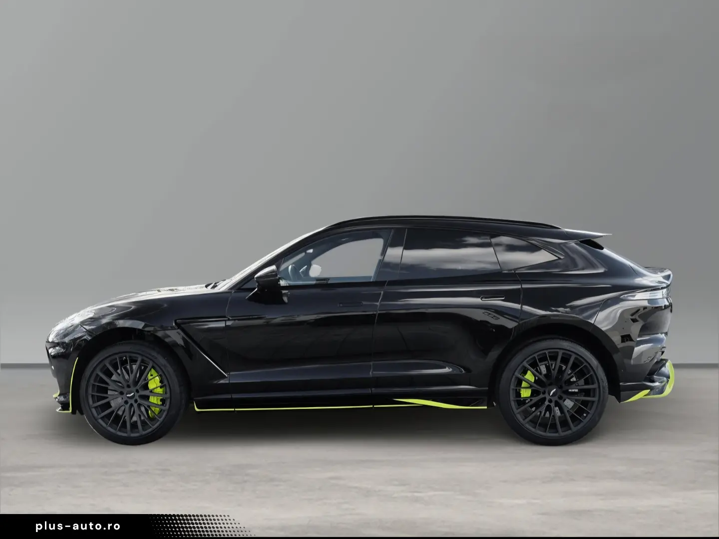 ASTON MARTIN DBX 707 AMR Onyx Black