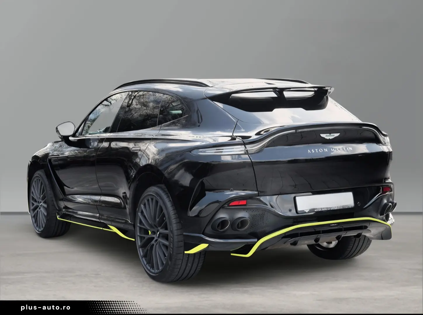 ASTON MARTIN DBX 707 AMR Onyx Black