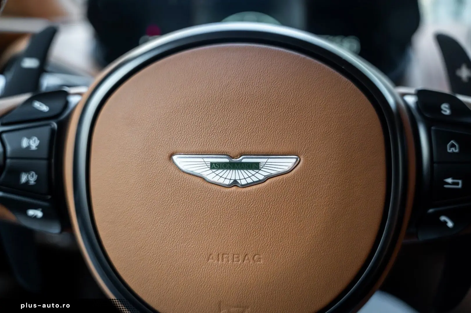 ASTON MARTIN DBS 5.2 V12