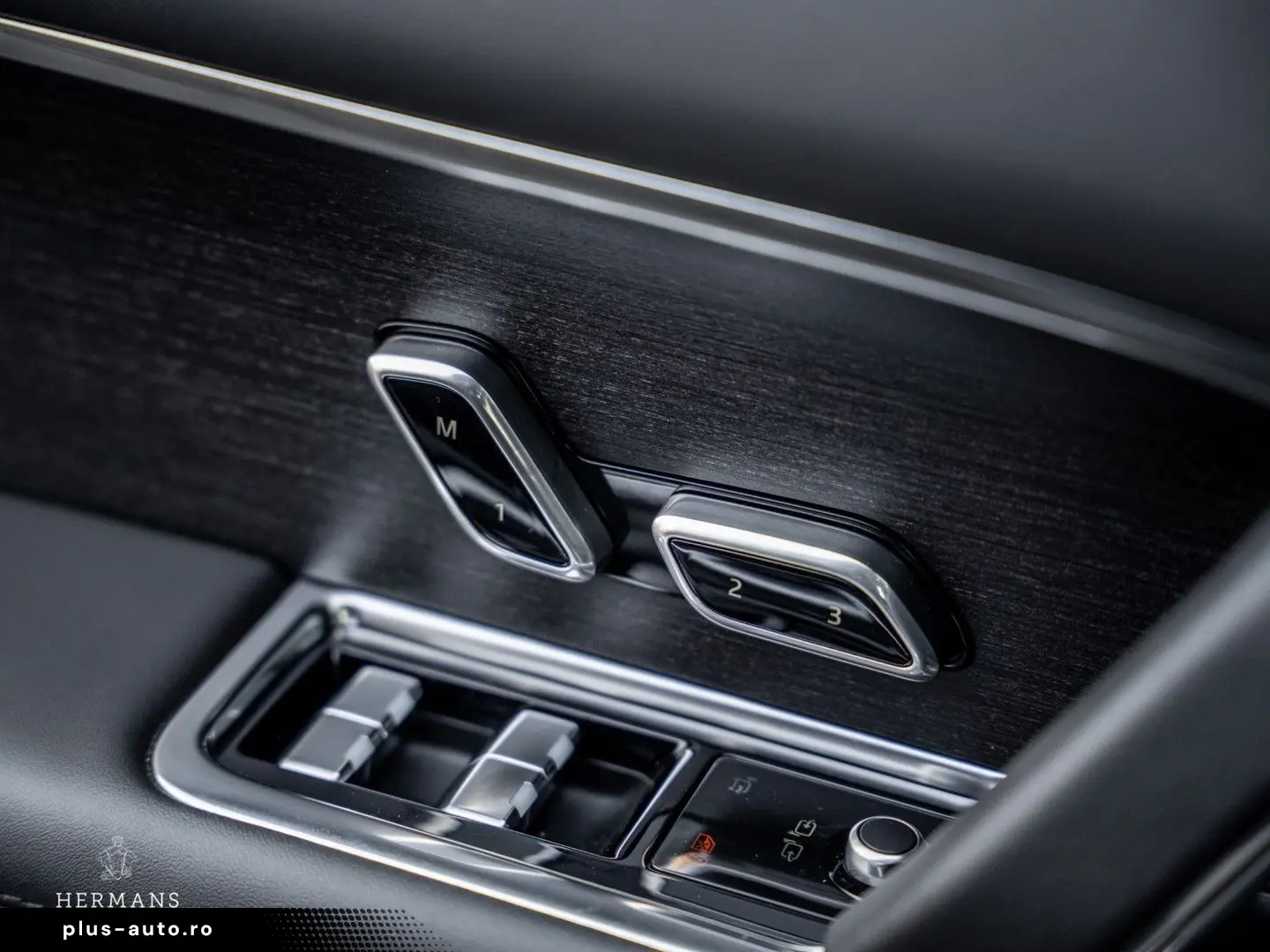 LAND ROVER Range Rover 3.0 P440e SE PHEV   Pano   Meridian