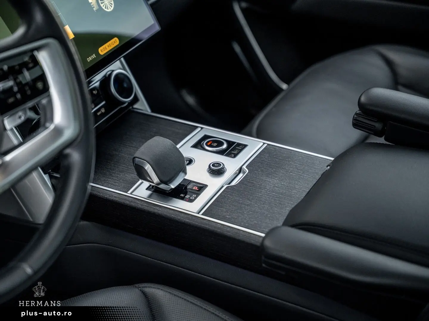 LAND ROVER Range Rover 3.0 P440e SE PHEV   Pano   Meridian