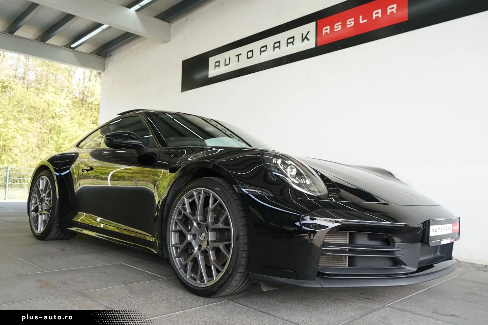 PORSCHE 992.2 911 Carrera Coupe Glasdach SpAbags Chrono