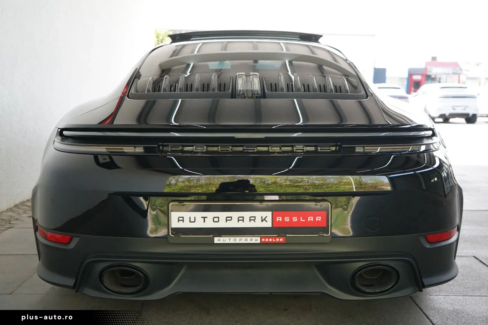 PORSCHE 992.2 911 Carrera Coupe Glasdach SpAbags Chrono