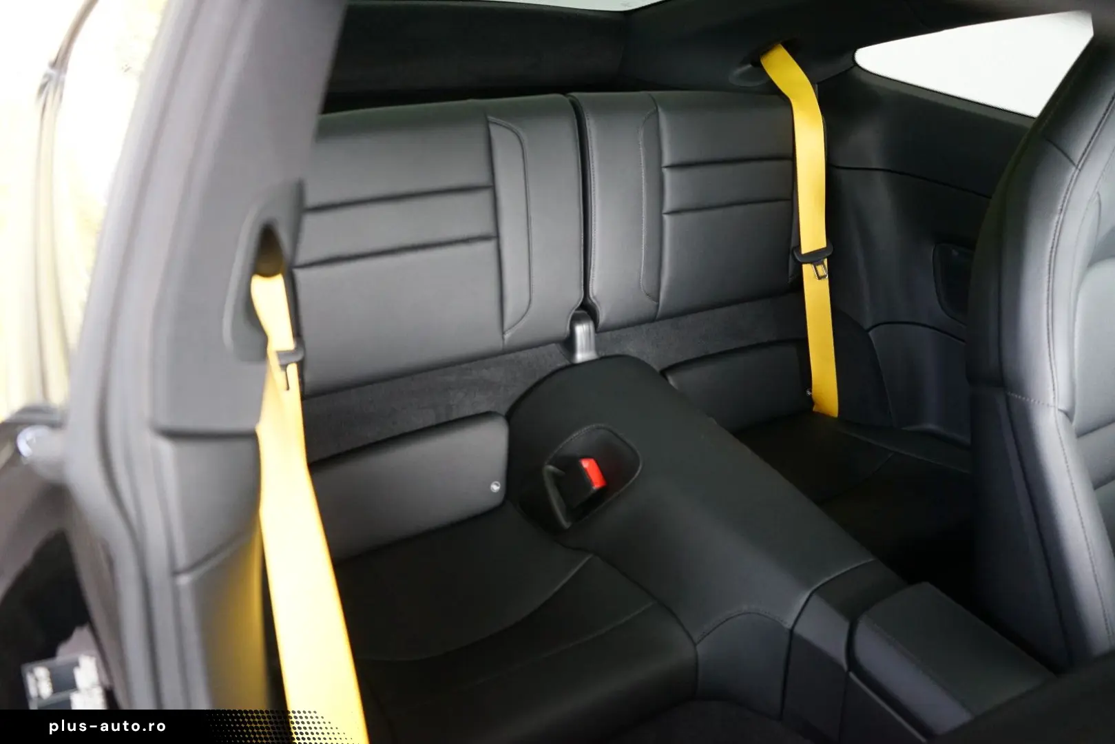 PORSCHE 992.2 911 Carrera Coupe Glasdach SpAbags Chrono