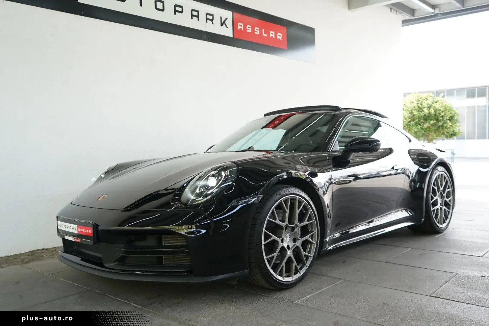 PORSCHE 992.2 911 Carrera Coupe Glasdach SpAbags Chrono