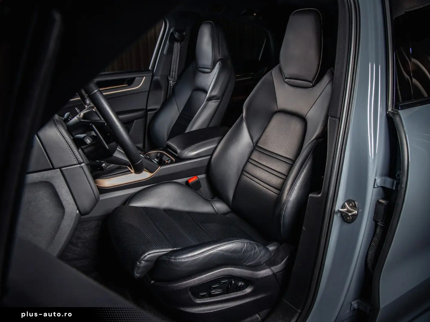 PORSCHE Cayenne E-Hybrid Coupé  BOSE  Inno  Chrono  Excl