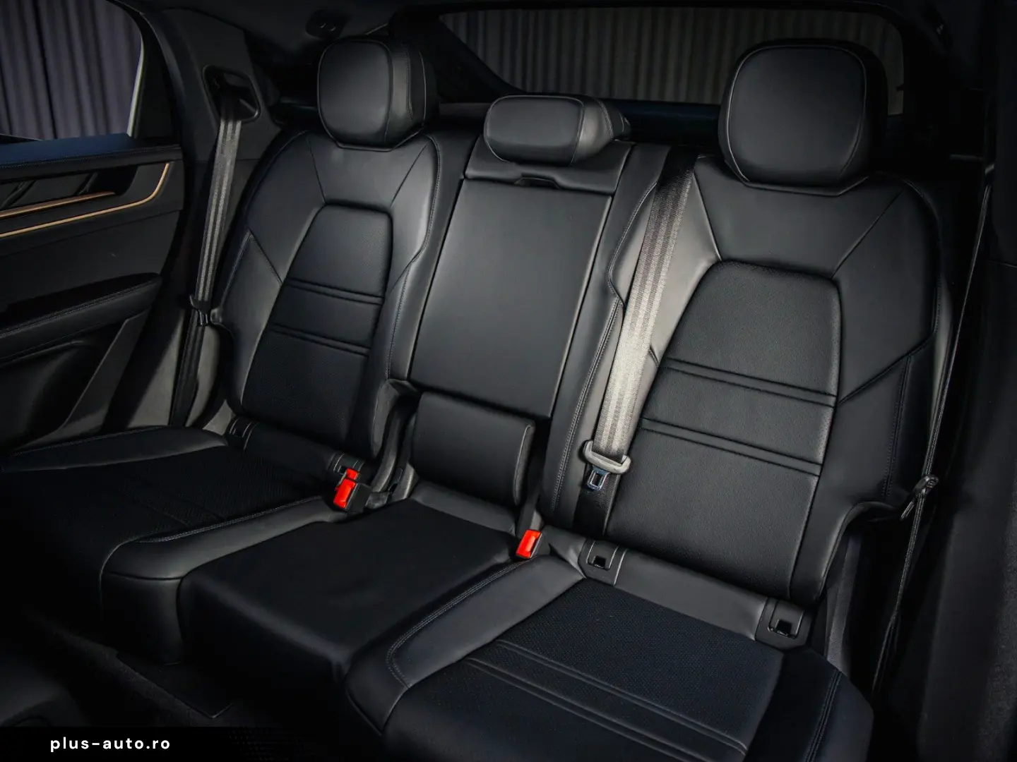 PORSCHE Cayenne E-Hybrid Coupé  BOSE  Inno  Chrono  Excl