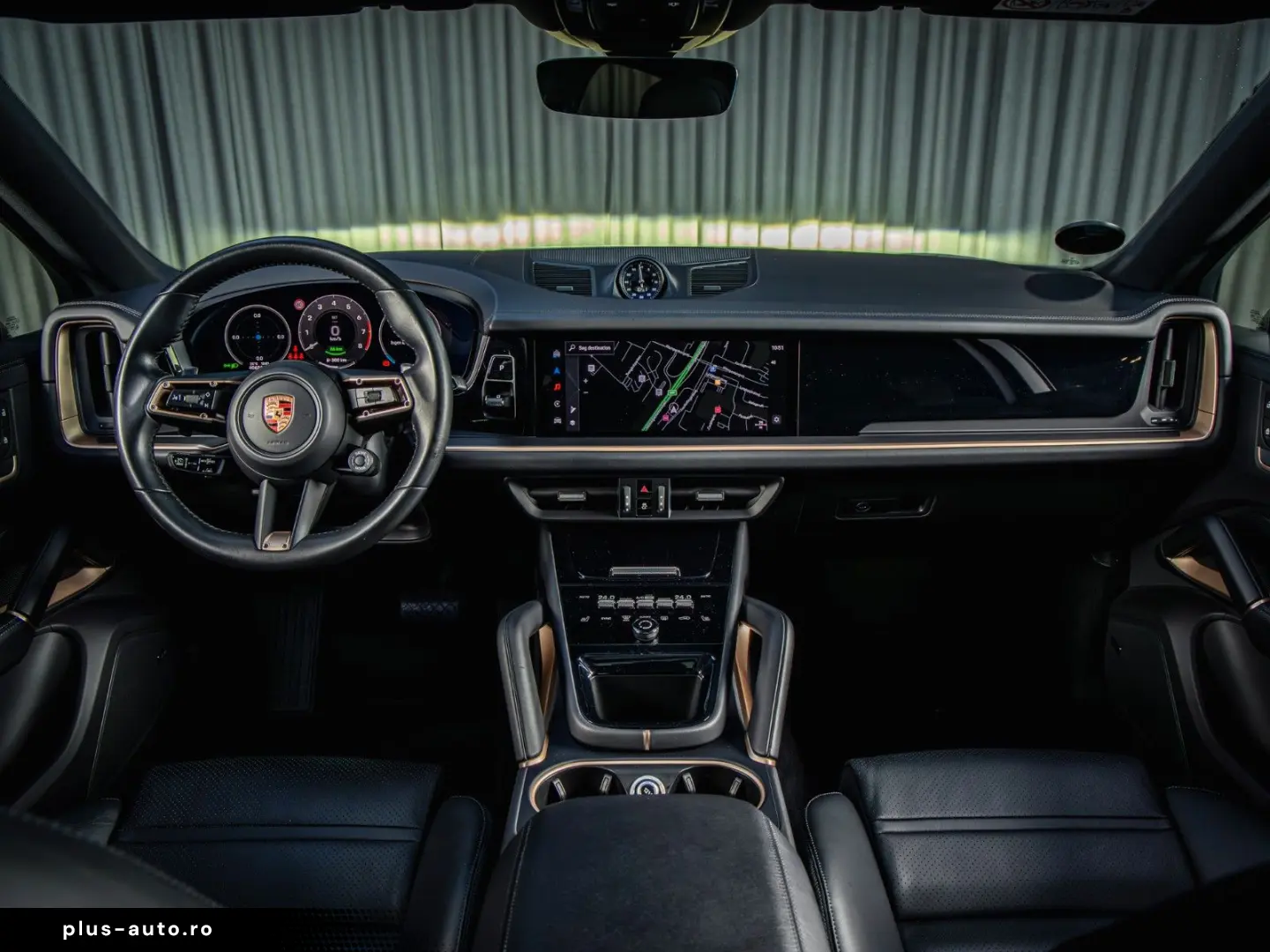 PORSCHE Cayenne E-Hybrid Coupé  BOSE  Inno  Chrono  Excl