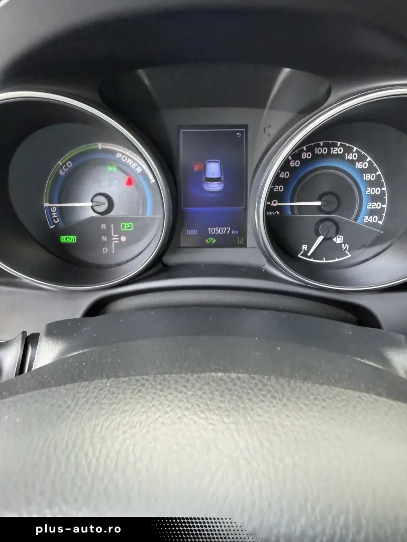 Toyota Auris 1.8 Hybrid 100.000 km de vanzare in RATE FIXE